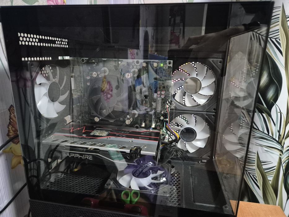 Компютър  rx580 8gb