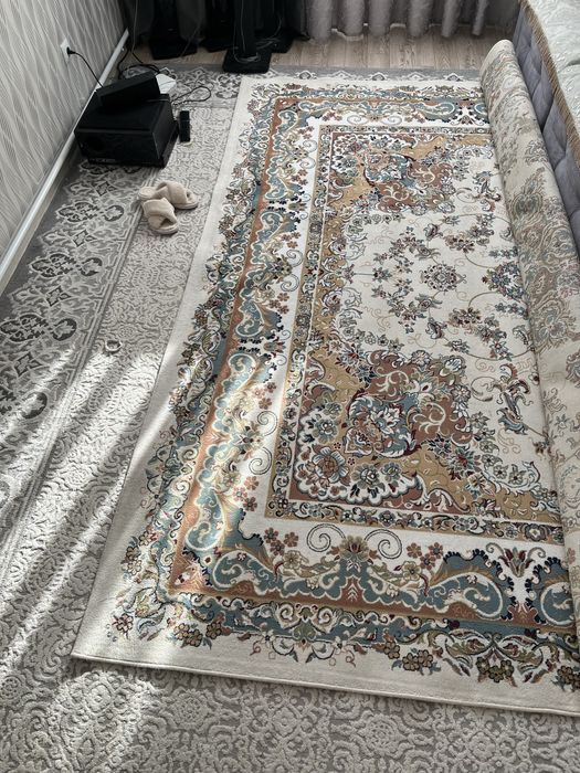 Продам ковер 300х400