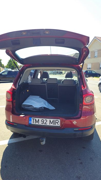 Vând Volkswagen Tiguan
