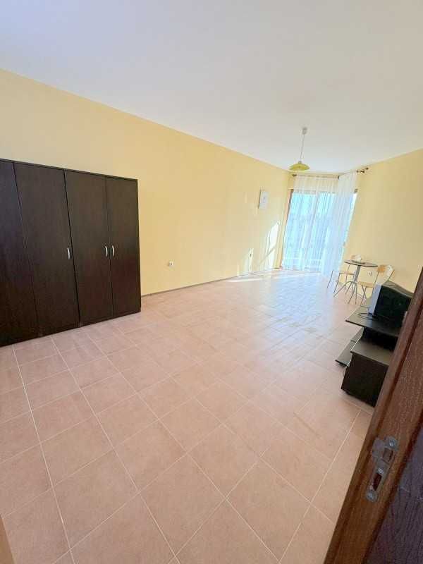 Продава се Многостаен апартамент в к.к. Слънчев бряг - 360 кв.м за 523 €/кв.м - Снимка #6