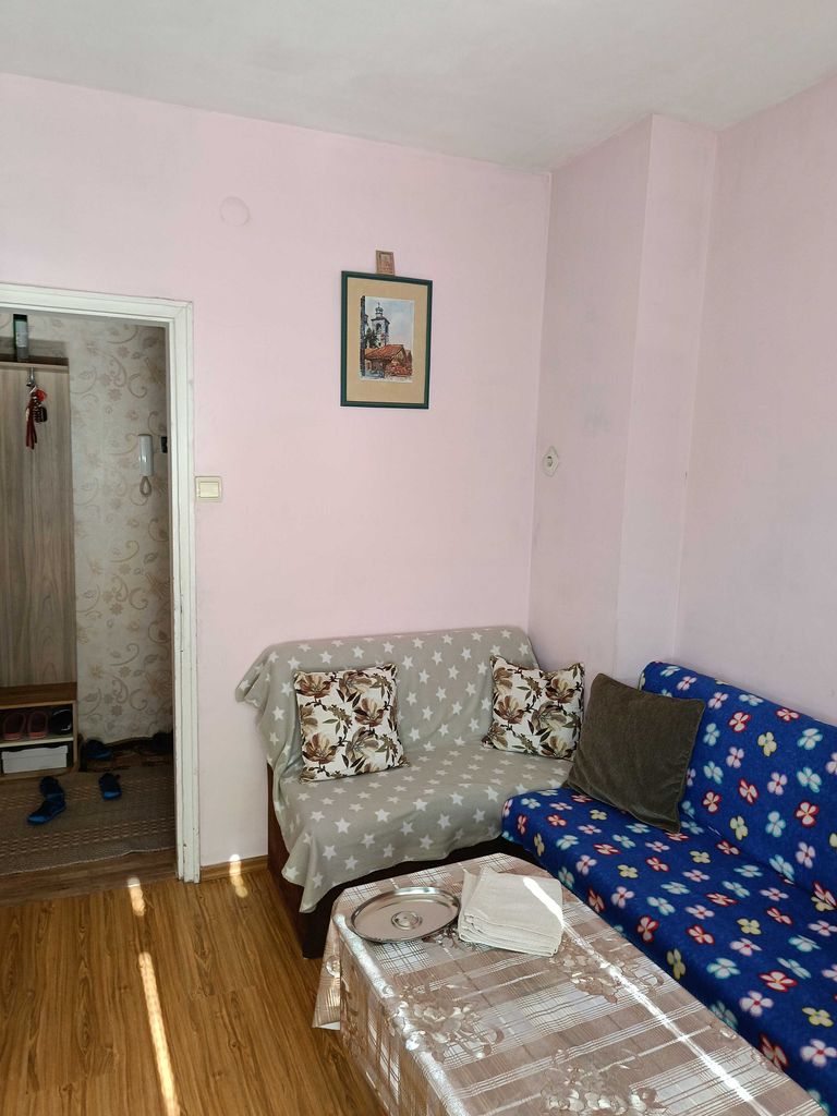 Продава се Двустаен апартамент в Плевен, 9-ти квартал - 56 кв.м за 1286 €/кв.м - Снимка #12