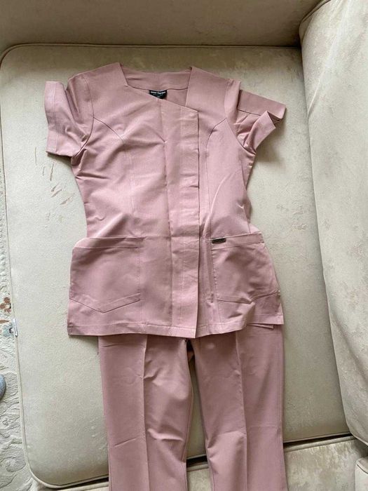 Форма для косметологов и мастером бьюти мастеров