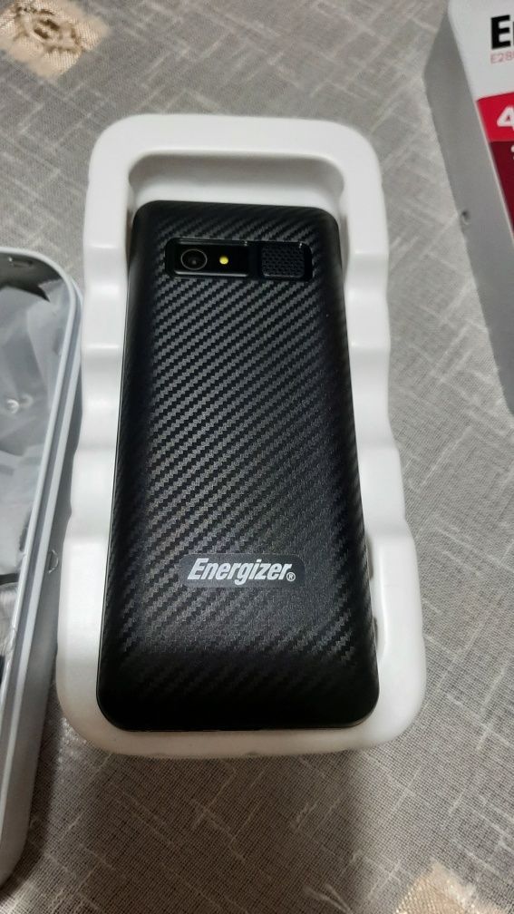 Чисто нов телефон Energizer E280S