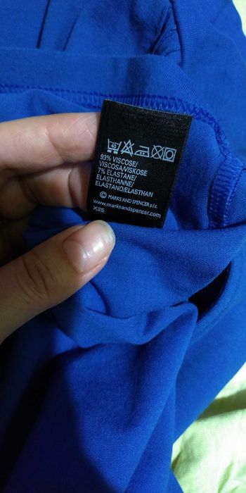 Maleta/ Bluza M&S albastra pe gat fara maneci, M