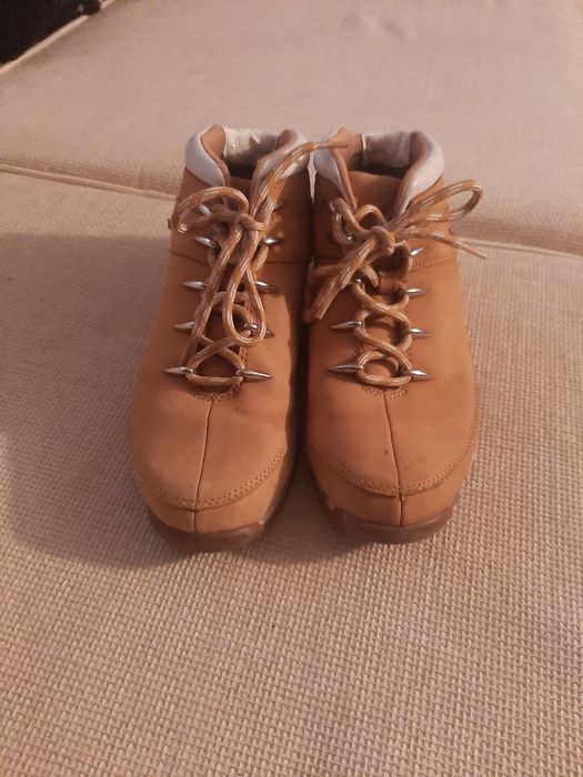 Bocanci Timberland 43