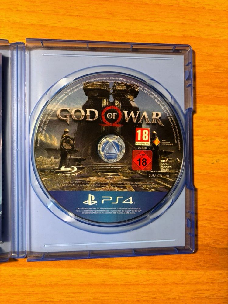 Продавам видео игра “God of war” в отлично състояние!