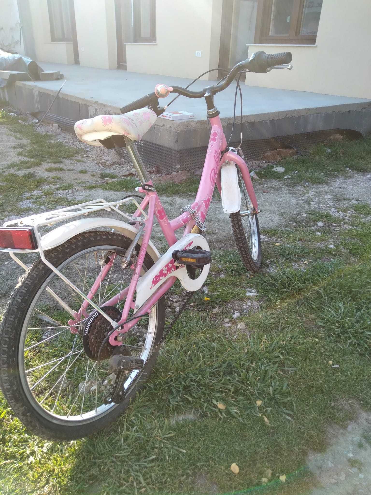 Vând bicicletă copii, roz