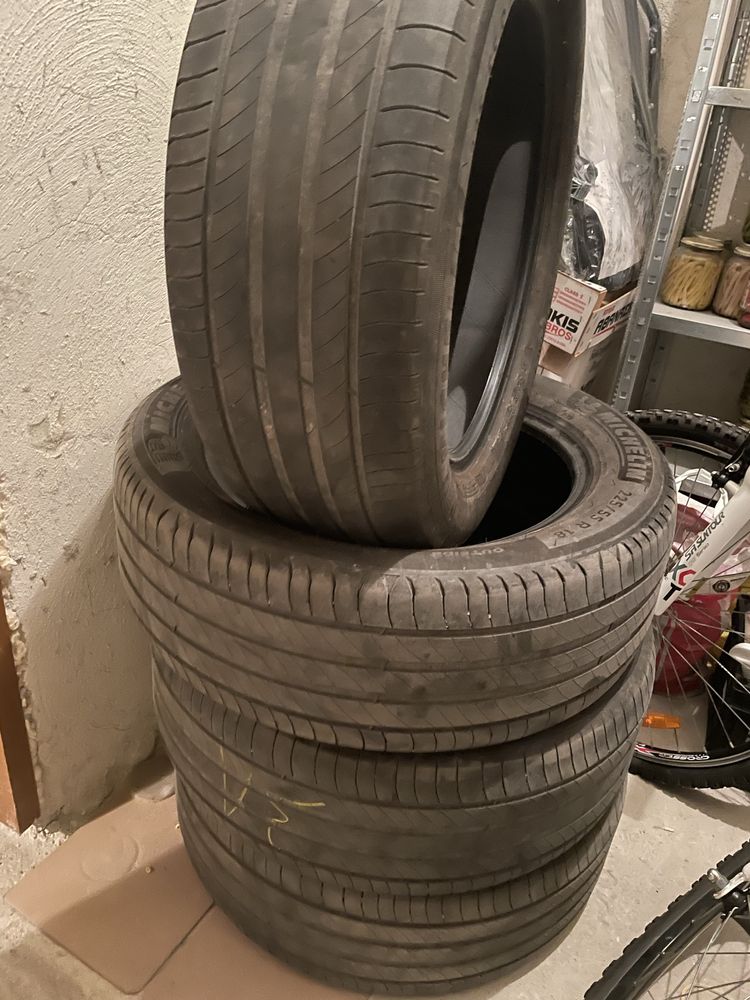 Michelin 225/55/18 летни