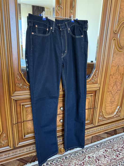 Джинсы от Levis, в чёрном цвете