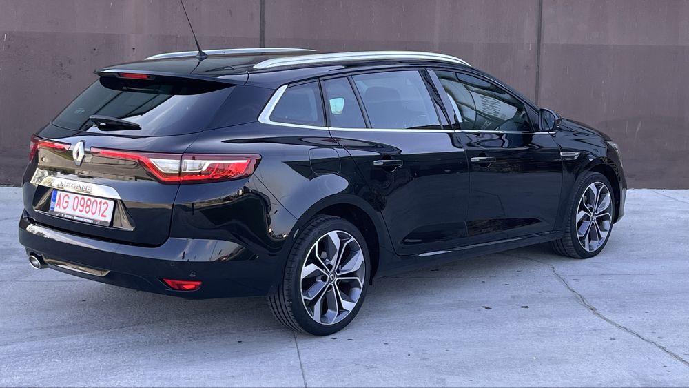 Renault Megane 4 /1.33 TCe  /2019 / KeylessGO / Euro6/ Bose