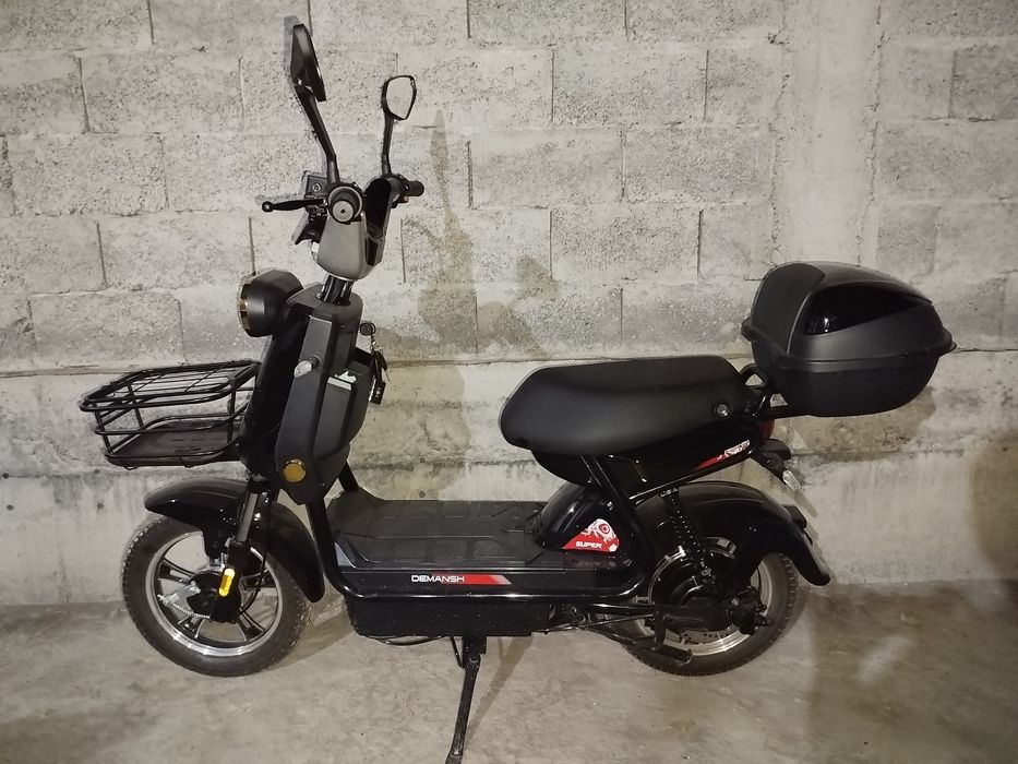 Скутер (Demansh)