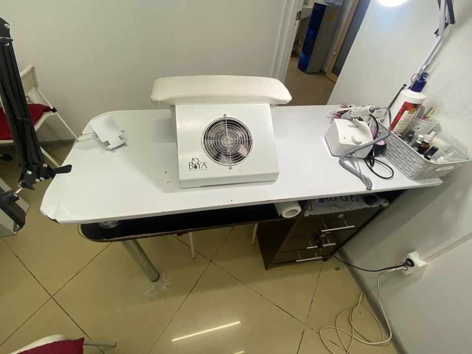 Стол для маникюра