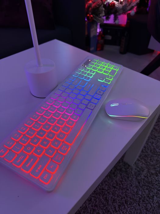 Kit mouse si tastatura RGB wireless USB C alb