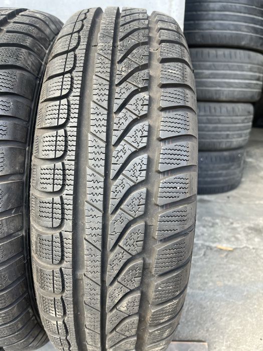 4 бр. зимни гуми 175/65/14 Dunlop 7 mm DOT 2011