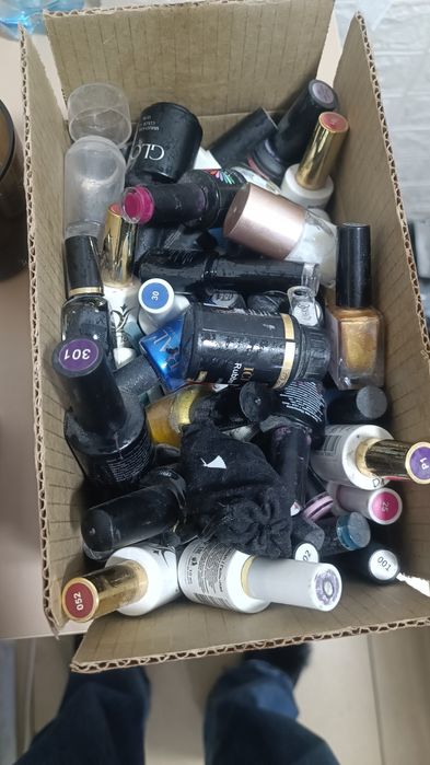 Гель-лаки, лаки для стемпинга б/у