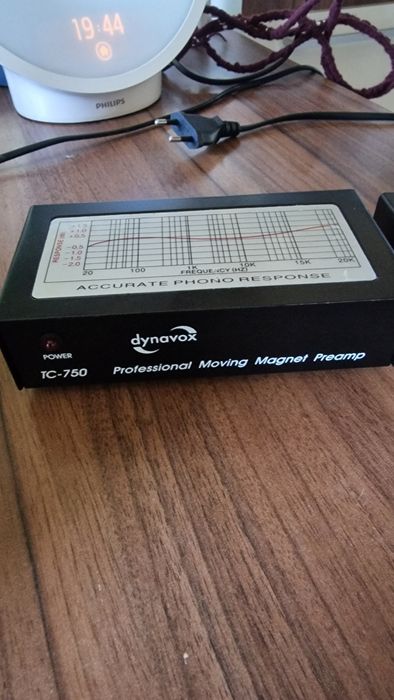 Preamplificator,phono,cel mai mic pret