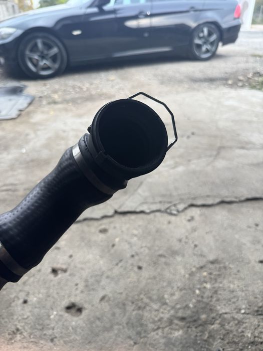Маркуч турбо път бмв е60 е61