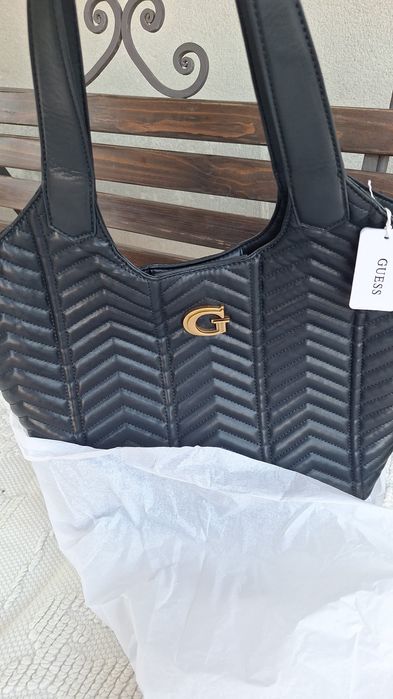 Geanta  guess  de  dama