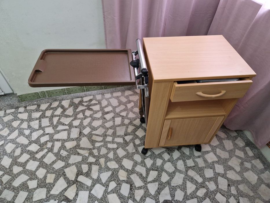 Noptiera medicală dulap pe roti bolnav cu măsuță mobila