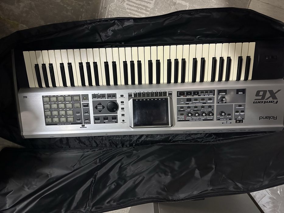 Продам синтезатор роланд х6