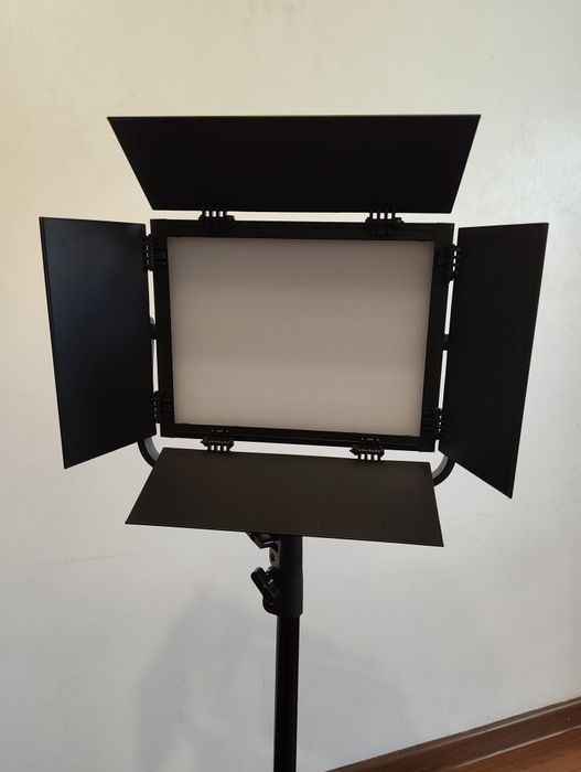 Световой прибор,Led- 900