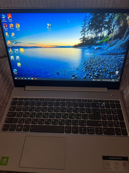 Продавам лаптоп Lenovo ideapad S340