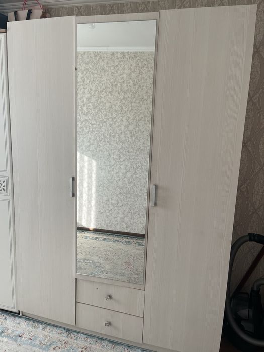 Шкаф для спальной комнаты