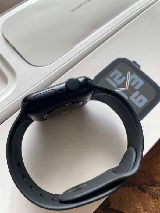 Apple watch SE 2nd gen 40mm GPS