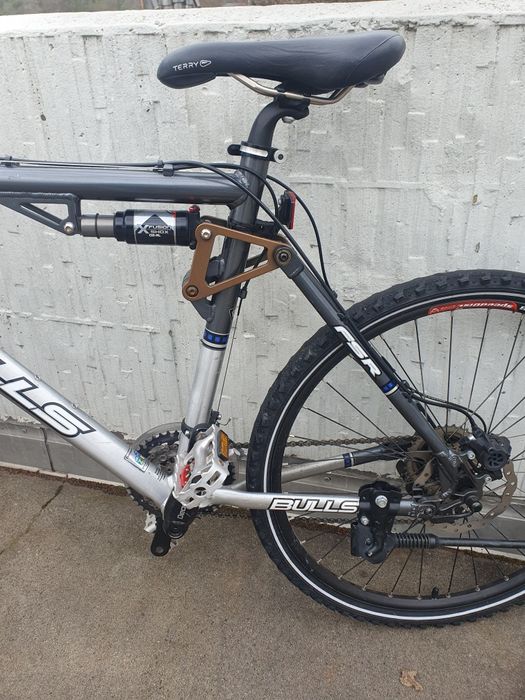 Bicicleta MTB Bulls 26" full suspension
