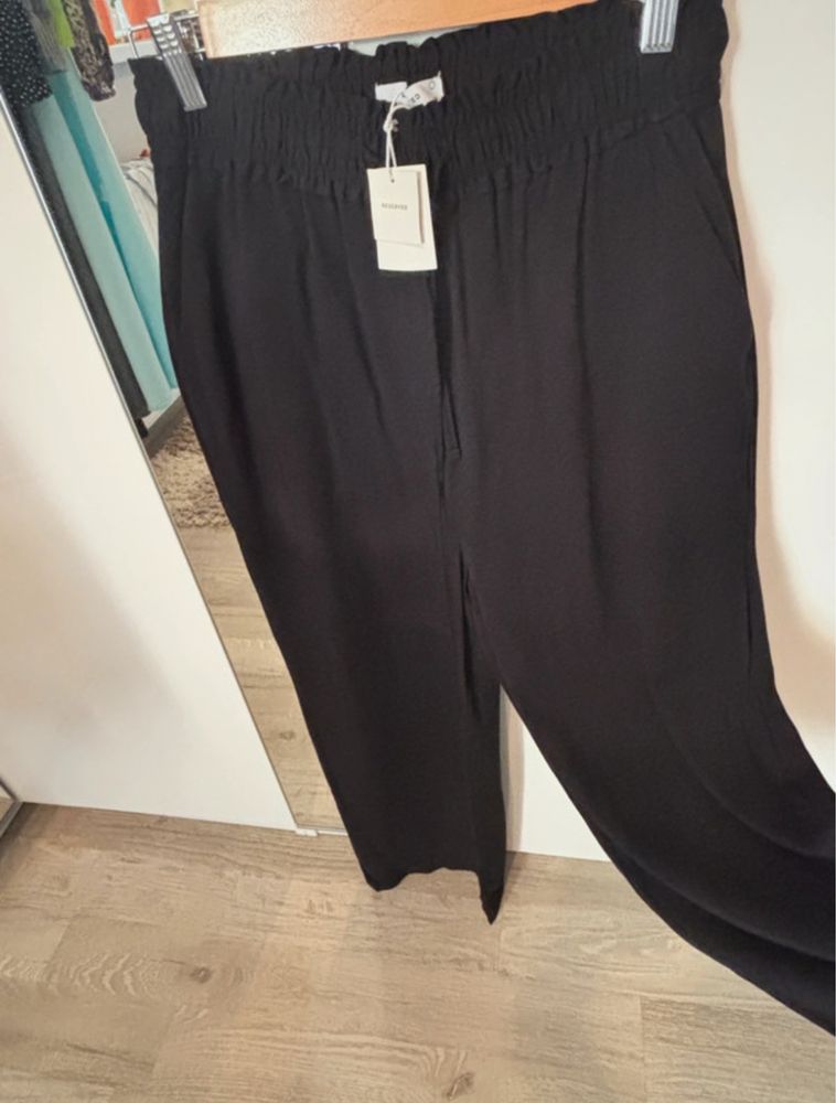 Pantaloni wide leg - Reserved