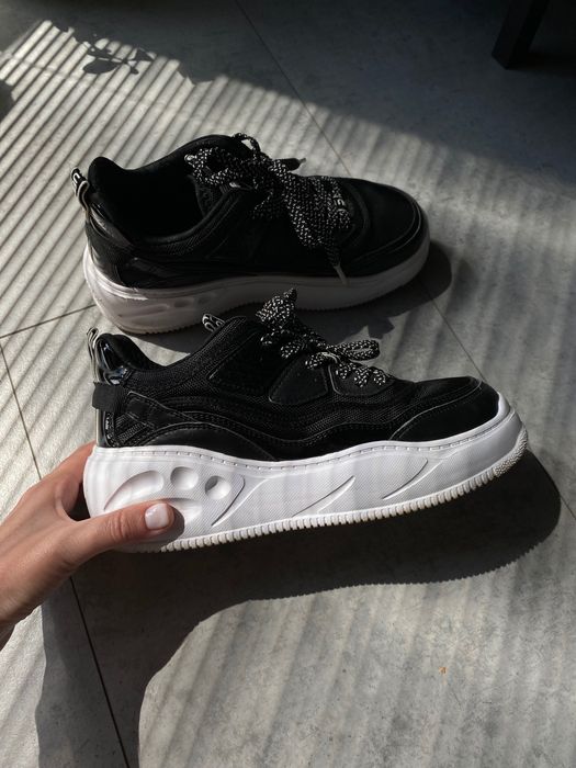 Adidasi Buffalo 37