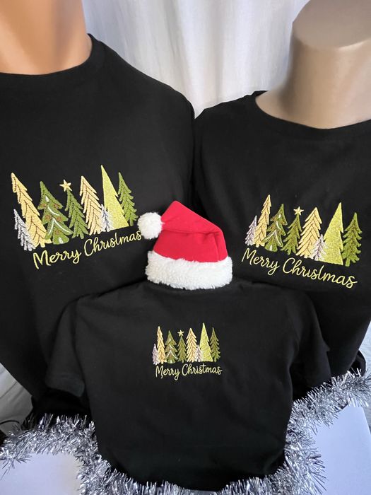 Коледни тениски с елхички