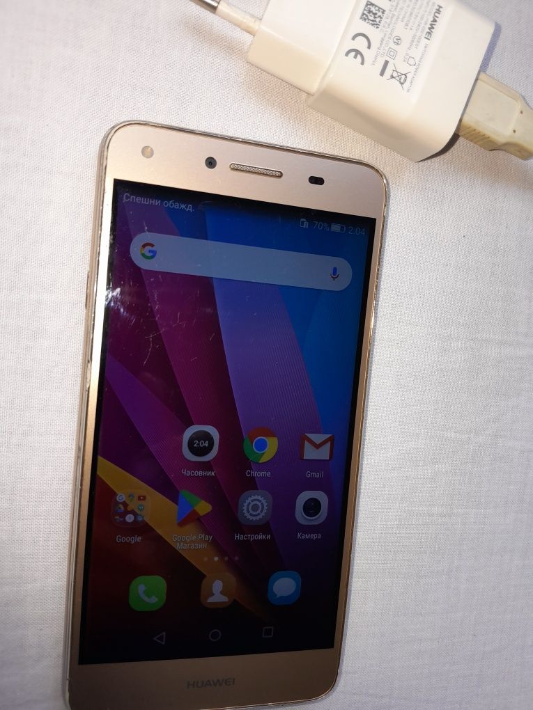 Huawei телефон  без  драскотина  40 лв