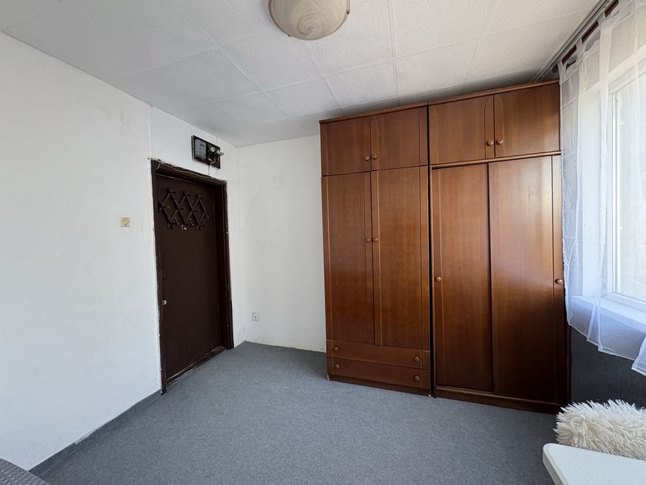 Таванска стая под наем център. От СОБСТВЕНИК