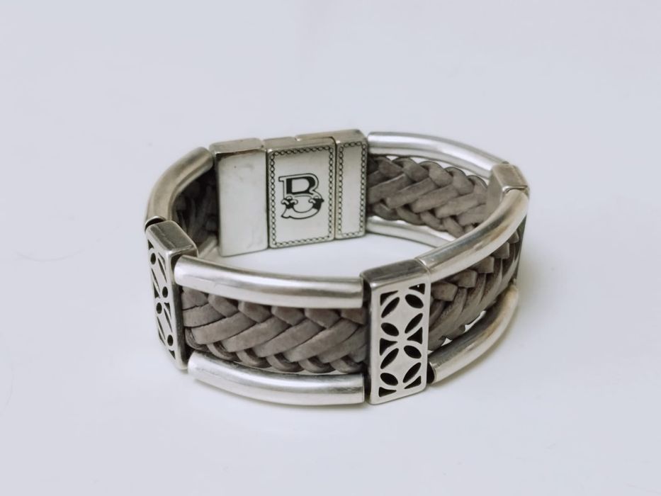 Veche bratara din piele