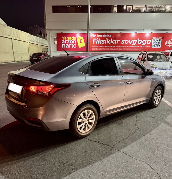 Hyundai accent AT