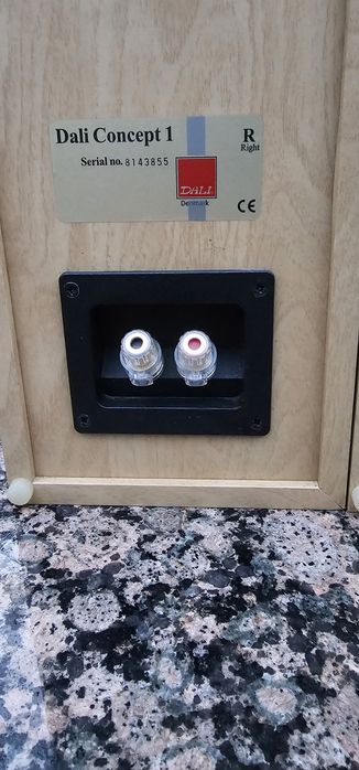 Boxe monitoare dali concept 1  in stare f buna