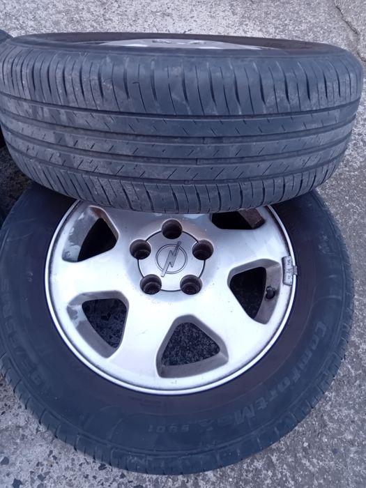 ЛЯТИ ДЖАНТИ с летни гуми за опел