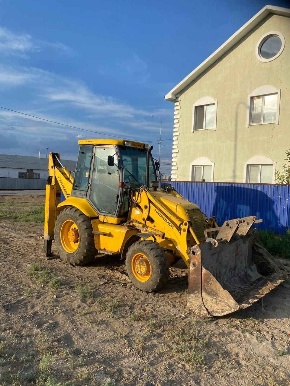 Hidromek HMK 102B