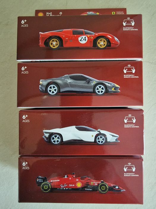 Ексклузивна ФЕРАРИ FERRARI колекция от 4 бр. автомобилчета
