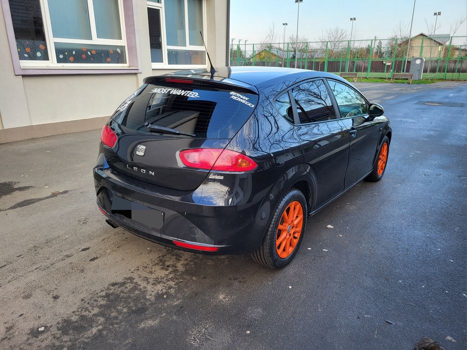 Vand Seat leon. Comenzi volan. Climă. Jante. Pilot. Leduri