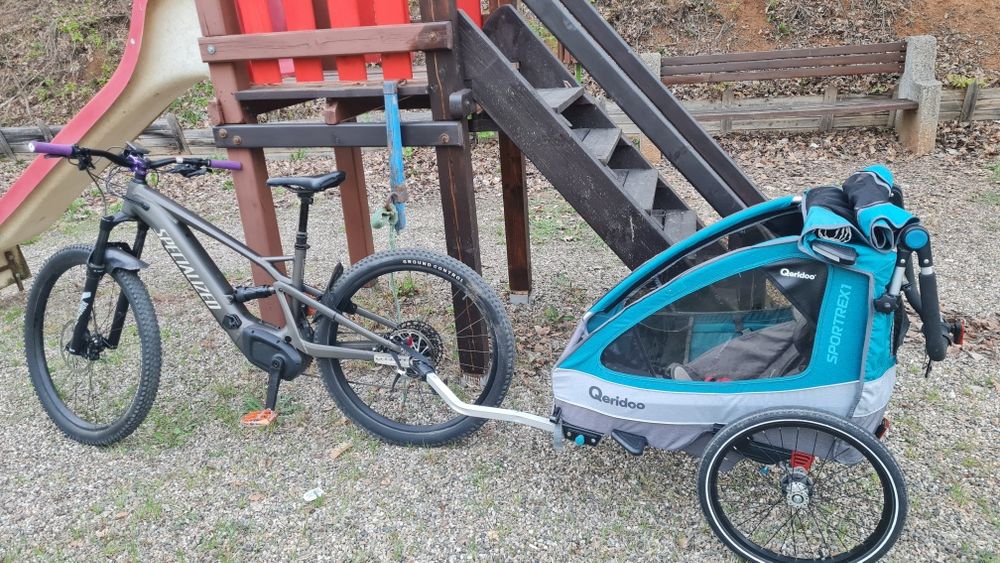 Carucior,remorca transport copii Qeridoo