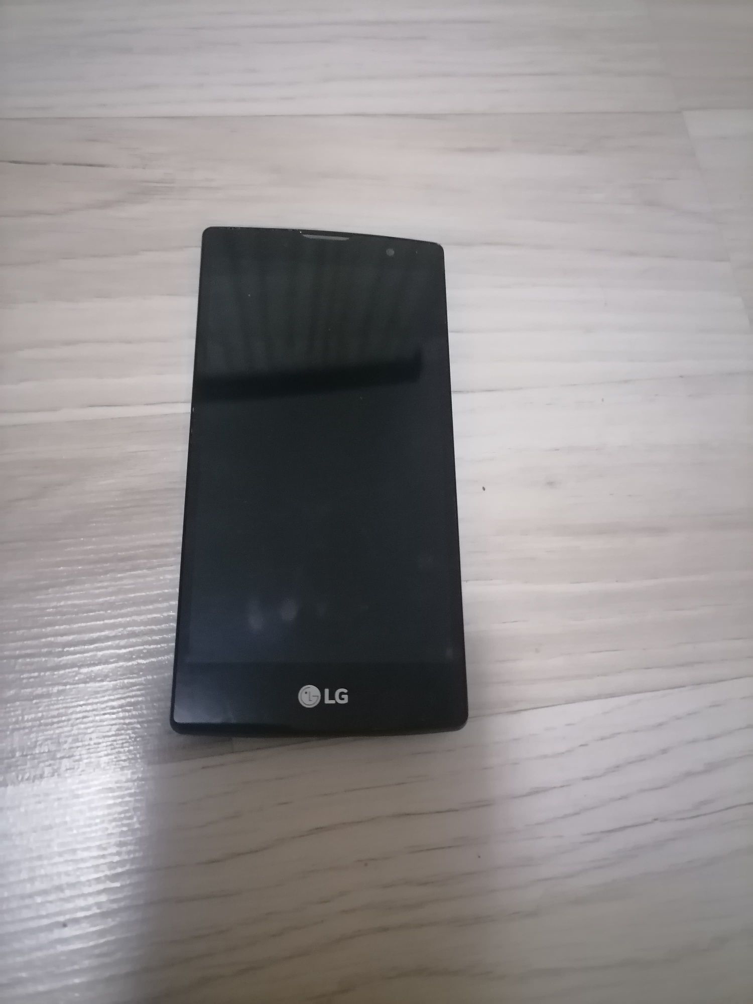 Vând LG G4 C ca nou