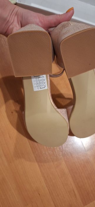 Sandale dama marca Solo Donna, mărimea 38, noi