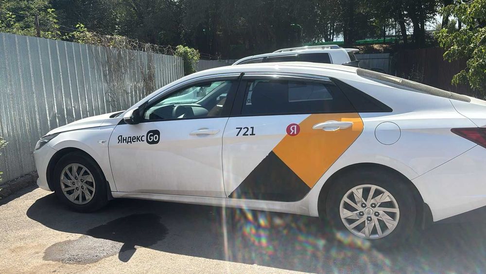 Аренда авто под такси Hyundai Elantra