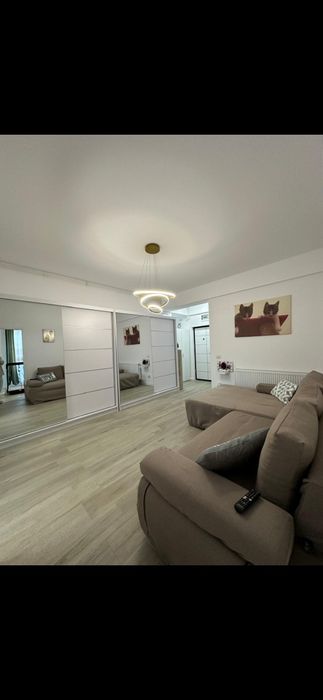 De închiriat apartament 2 cam