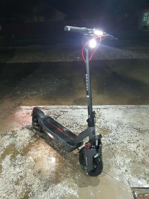 Trotinetă Ninebot G 3