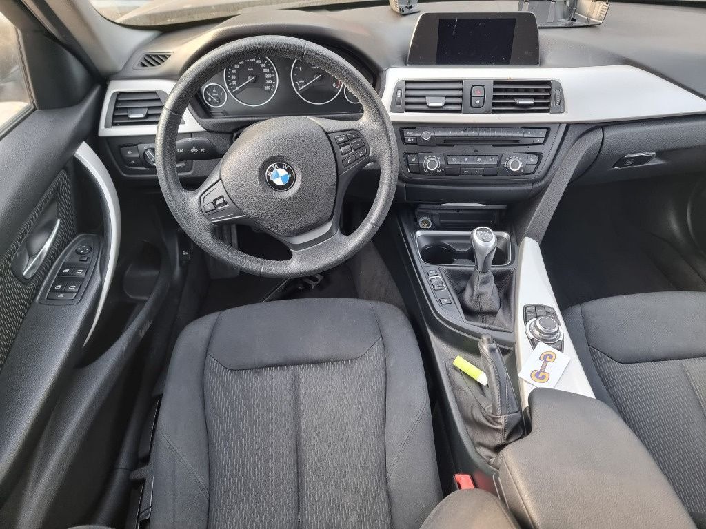 ansamblul stergatoare bloc lumini maneta semnalizare praguri airbaguri volan plafoniera BMW seria 3 F30 320d motor 2.0d dezmembrez