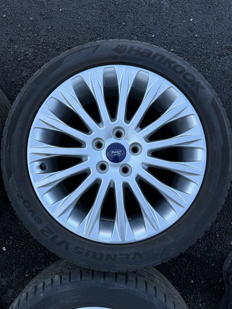 Roți originale Ford - 215/50 R17