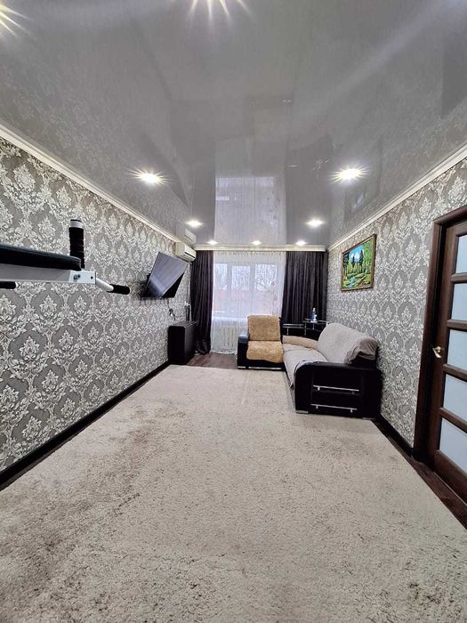 Продаётся 3 комн. квартира, район Зачаганск, остановка Жазира.